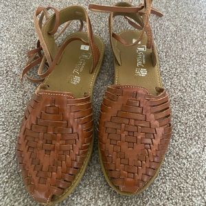 Handmade Huarache Lace Up Sandal